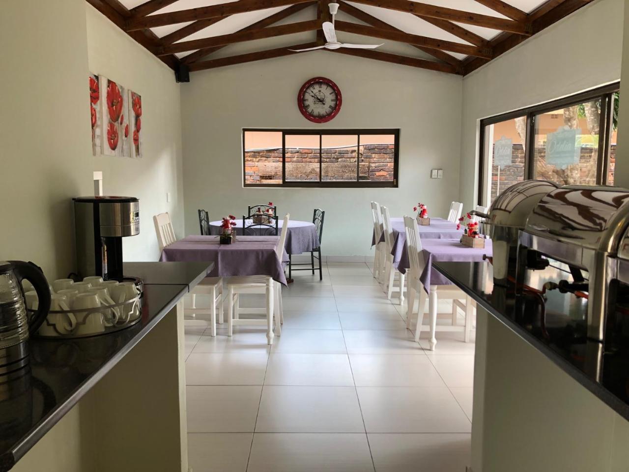 Odelia Guest House Mokopane Exterior photo