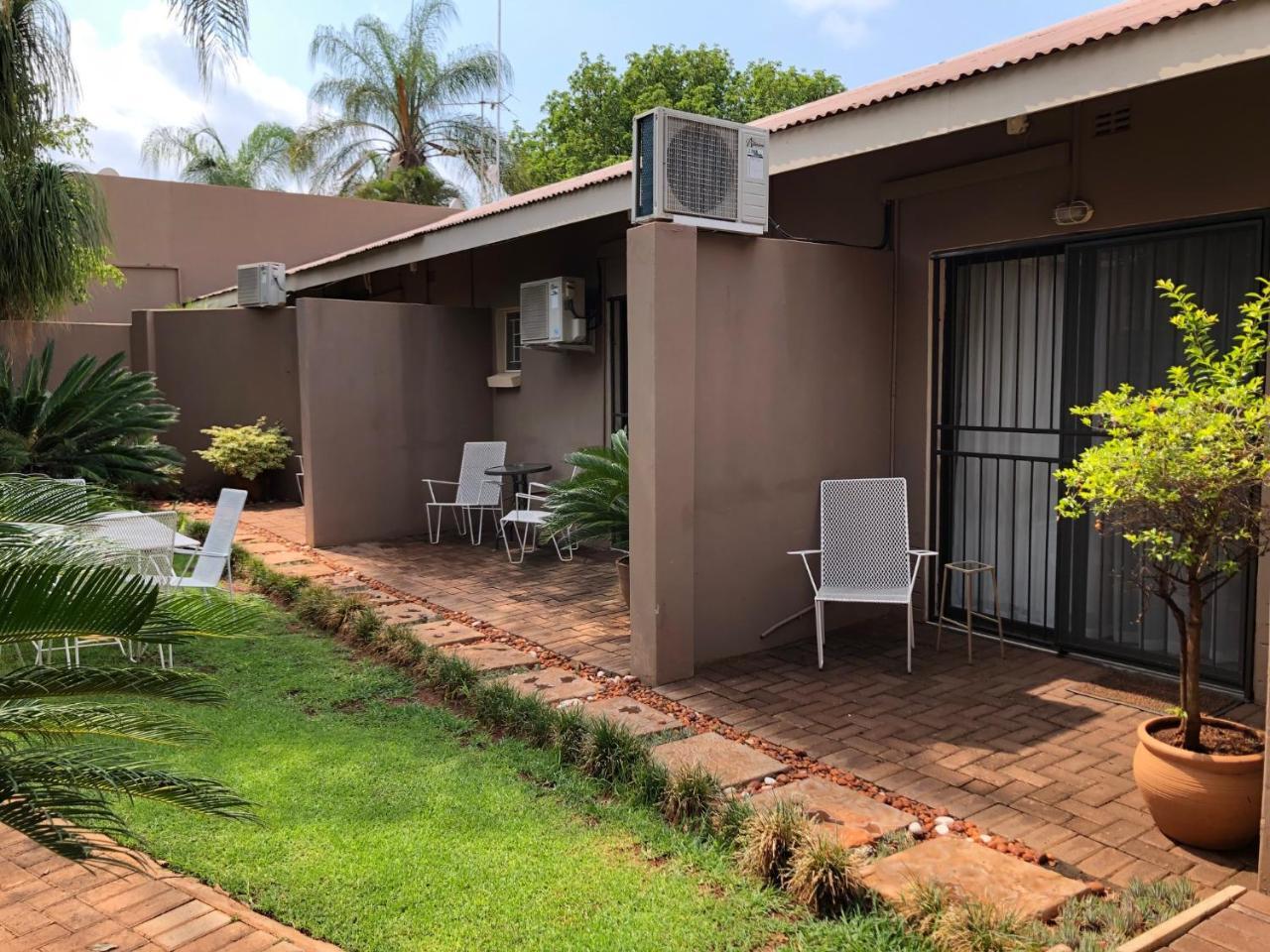 Odelia Guest House Mokopane Exterior photo